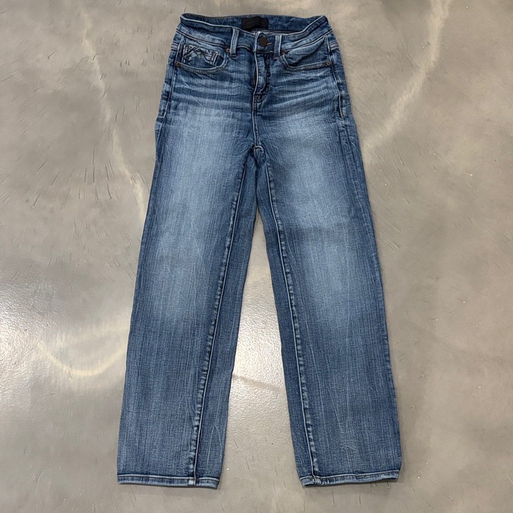 Buckle Black Cropped Sraight Women's Jeans